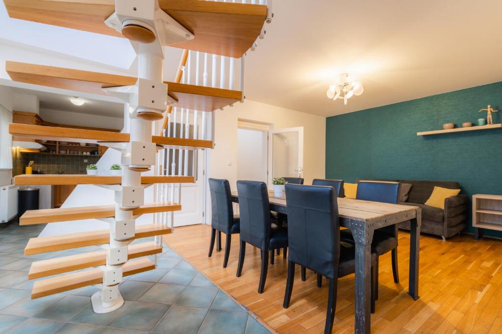 EA ApartHotel Melantrich - Resim 13