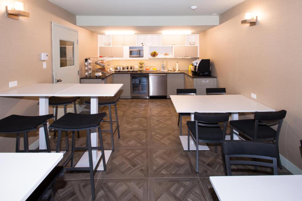 Le Chabrol Hotel & Suites - Resim 4