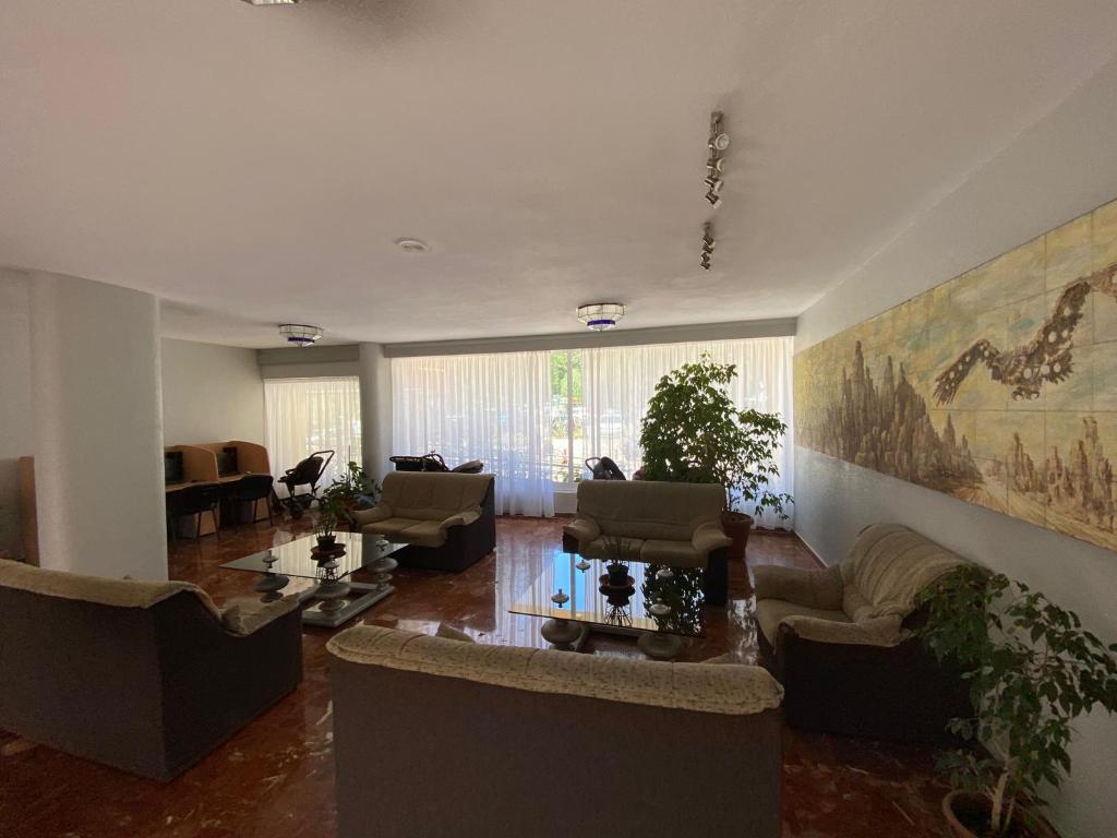 Fotografia z galérie ubytovania Apt céntrico con vistas y piscinas v destinácii Benalmádena