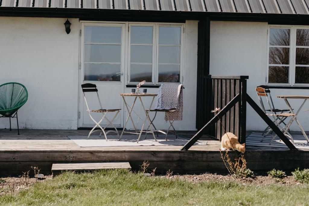 Patio nebo venkovní prostory v ubytování Sköllengården