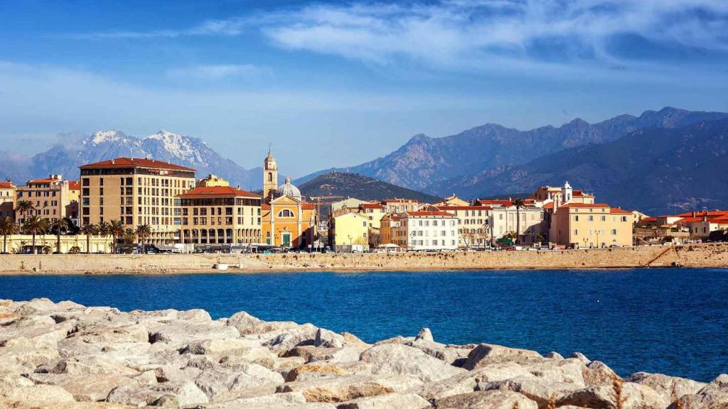Fotografia z galérie ubytovania Superbe T2 calme & confortable - très bien situé! v destinácii Ajaccio