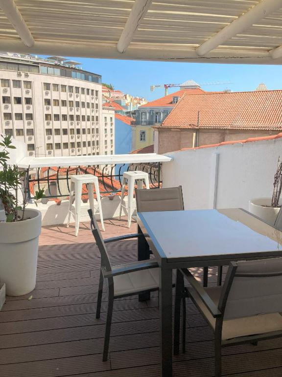 Lisbon Fabulous T2 apartment with balcony in Rossio Lisbon
