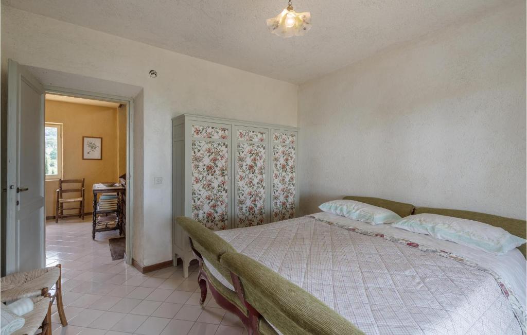 A bed or beds in a room at Soratte