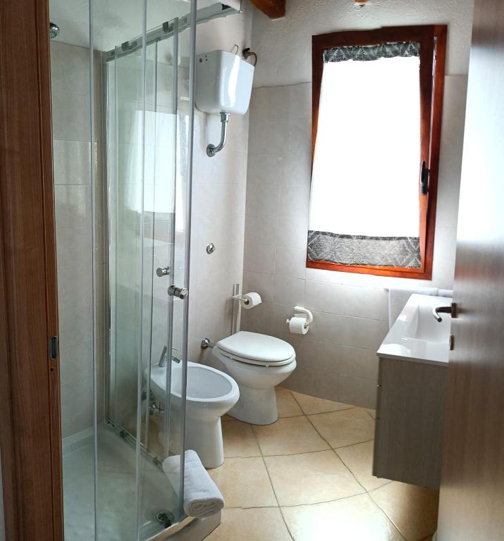 Koupelna v ubytování L'Attico Villasimius