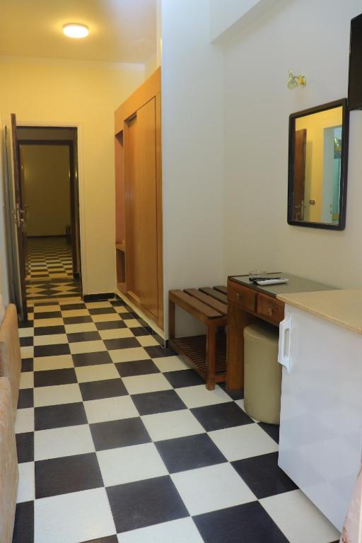 Royal City Hotel - Standard Single Room