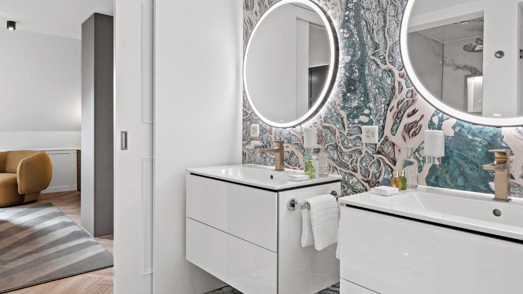 Kylpyhuone majoituspaikassa Boutique Hotel Wellenberg