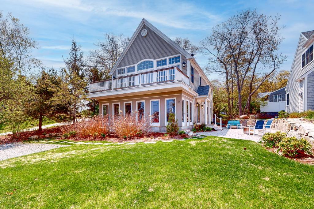 Bay Vista, Sagamore Beach (updated prices 2024)