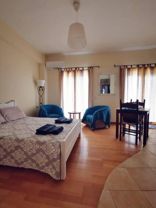 Leli House