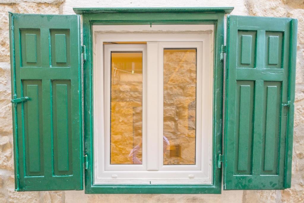 Serenity Split Apartments - 7