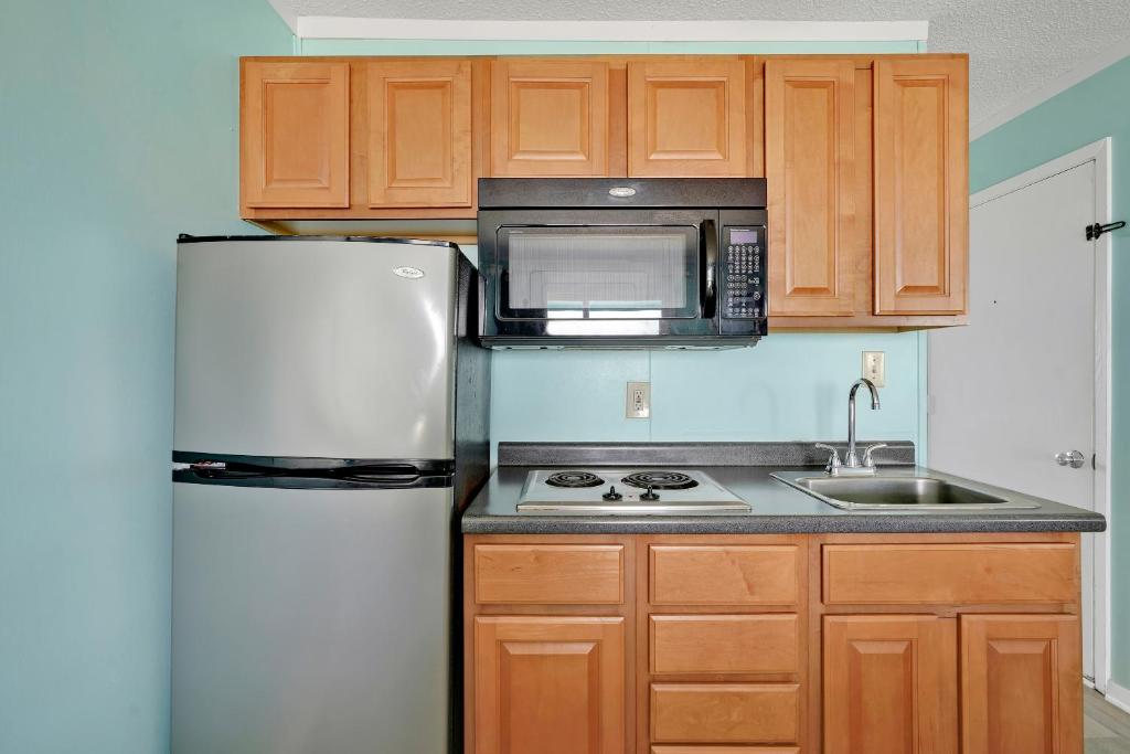 Admiral's Quarters - Queen Suite With Sea View