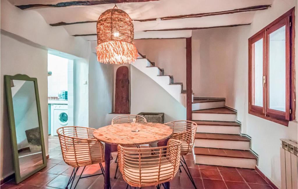 Booking.com: Casa vacacional Awesome home in Venta del Moro ...