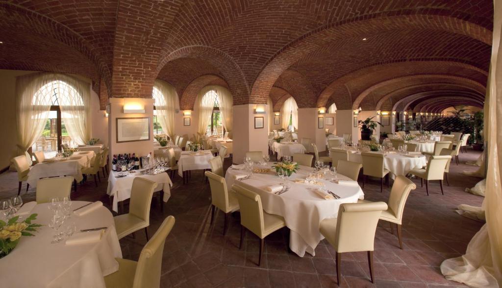 Restaurace v ubytování Albergo dell'Agenzia