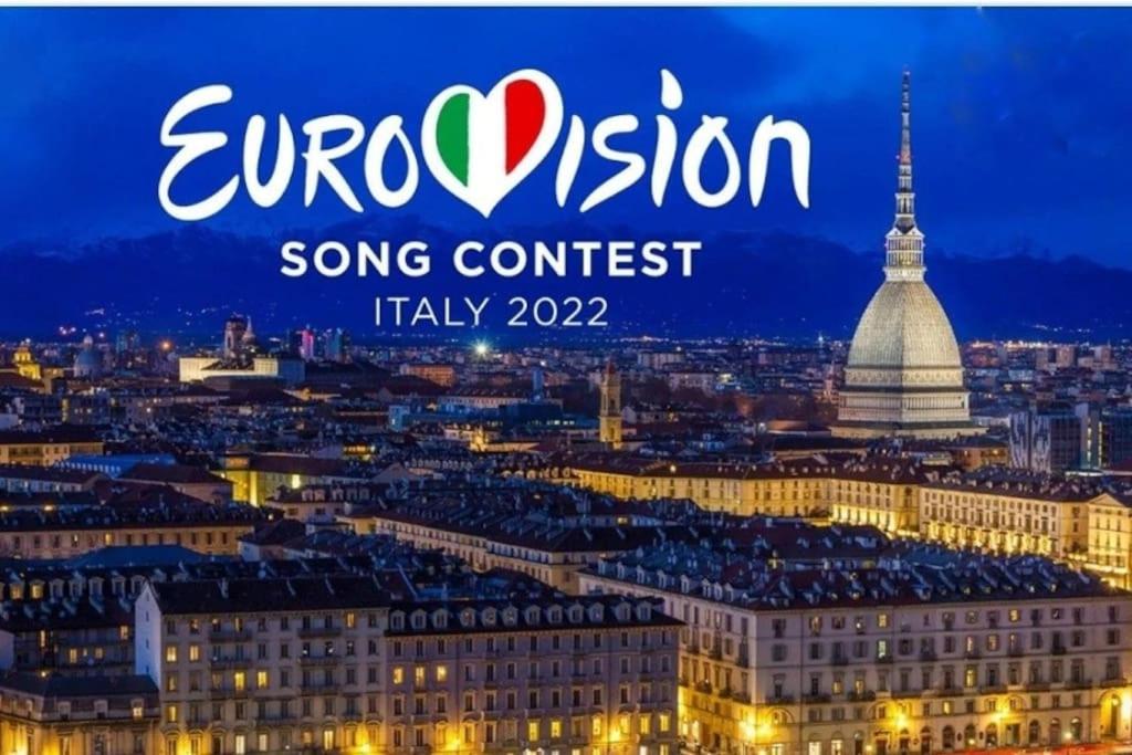 un logo pour le concours de chanson eurovision à vienna dans l'établissement MELIREB APPARTAMENT ELEGANCE, à Turin