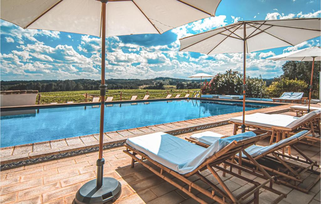 Booking.com: Casa vacacional Awesome home in Venta del Moro ...