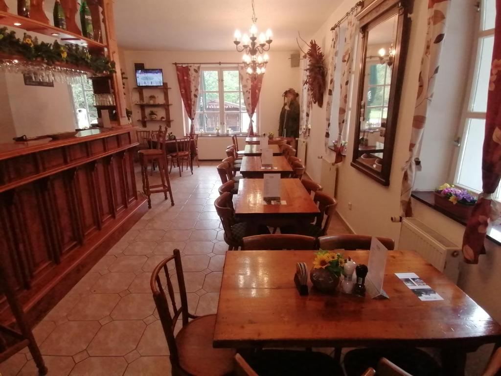 Restaurace v ubytování Hotýlek na Mýtě