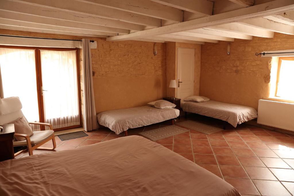 les Tours de Bombel - Chambre Lit King-Size Avec Vue Sur Jardin