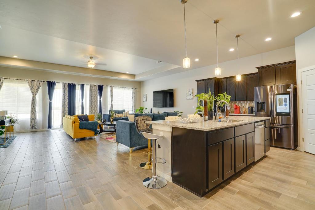 Bright and Modern Las Cruces Home in Sonoma Ranch, Las Cruces (updated