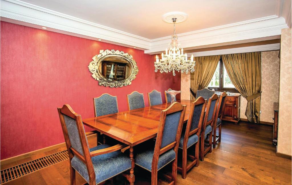 Fotografia z galérie ubytovania 6 Bedroom Beautiful Home In Elviria v Marbelli