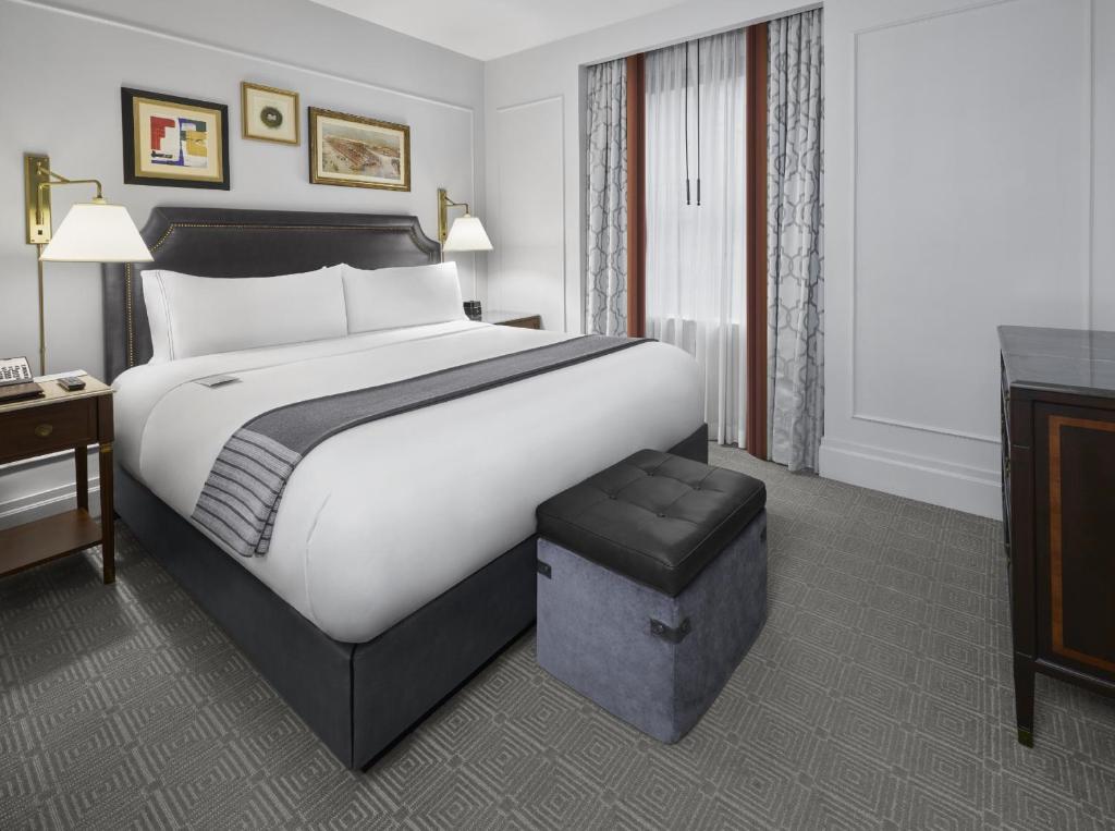 InterContinental New York Barclay Hotel by IHG - Classic Suite