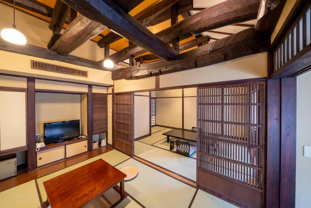 Nakamatsuya Ryokan - Camera Tradizionale In Stile Giapponese