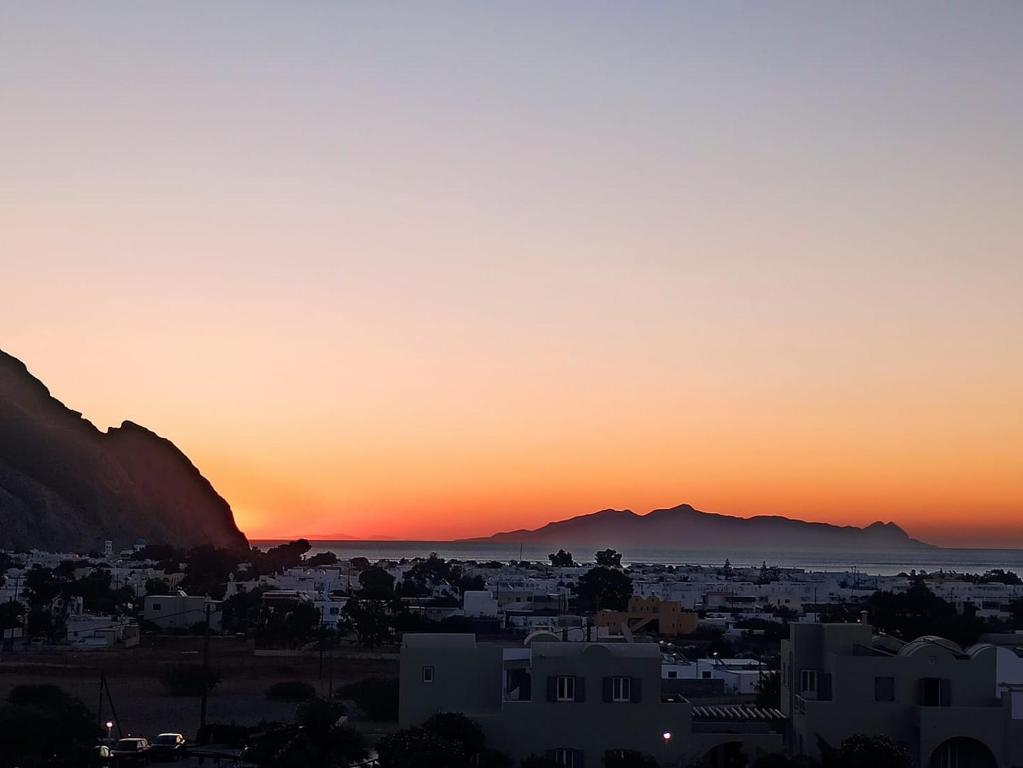 Marina's Studios - 8