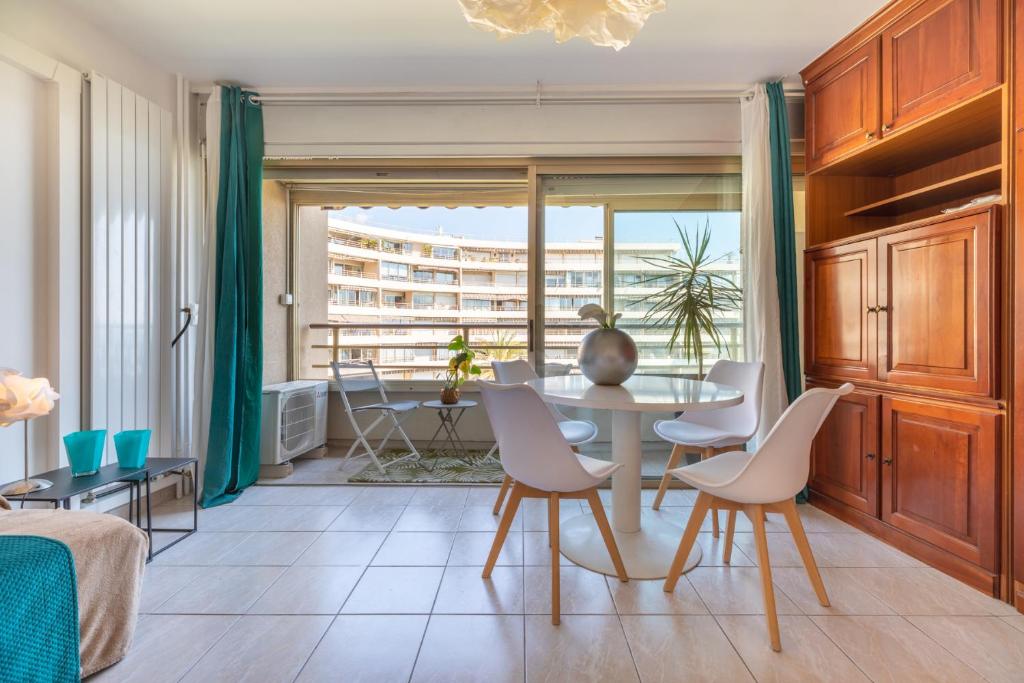 Fotografia z galérie ubytovania STUDIO BORD DE MER v Cannes