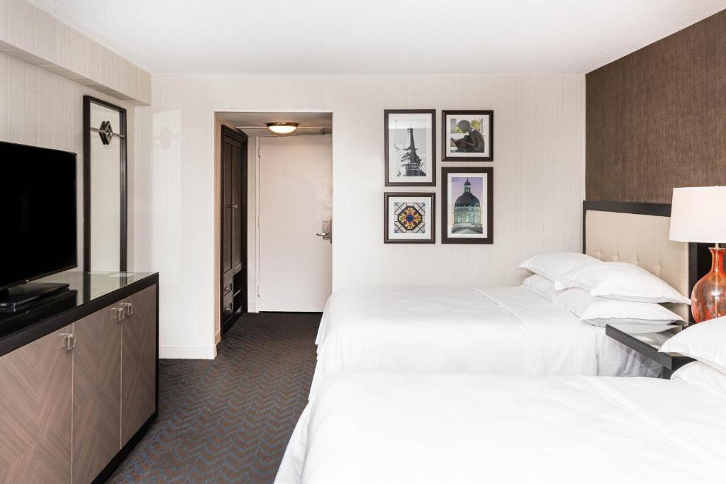 Sheraton Indianapolis City Centre Hotel - Habitación Doble Con Dos Camas Dobles - Audible