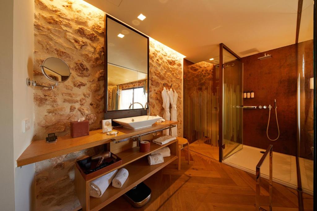 Koupelna v ubytování Sa Creu Nova Petit Palais Art & Spa