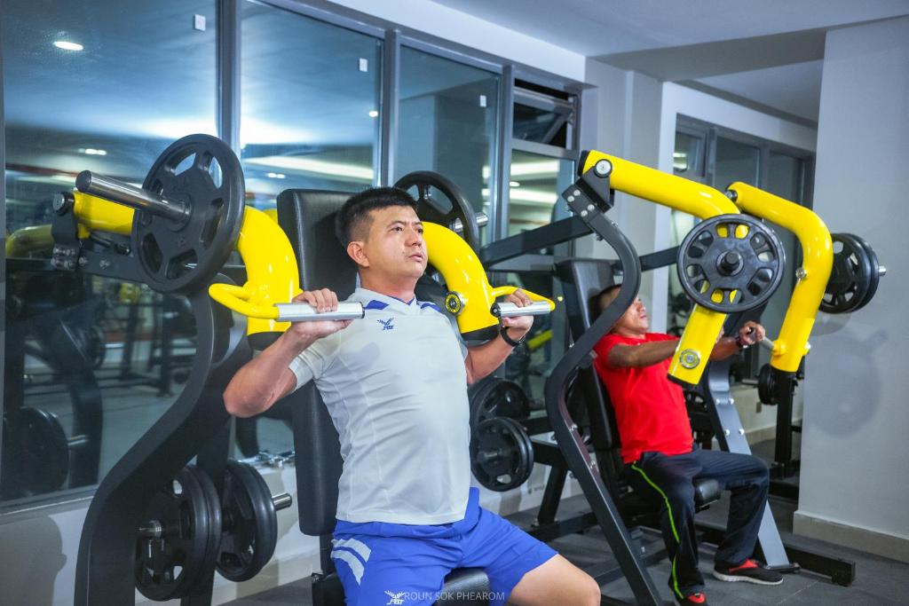 Fitness centrum a/nebo fitness zařízení v ubytování Ban Ban Hotel