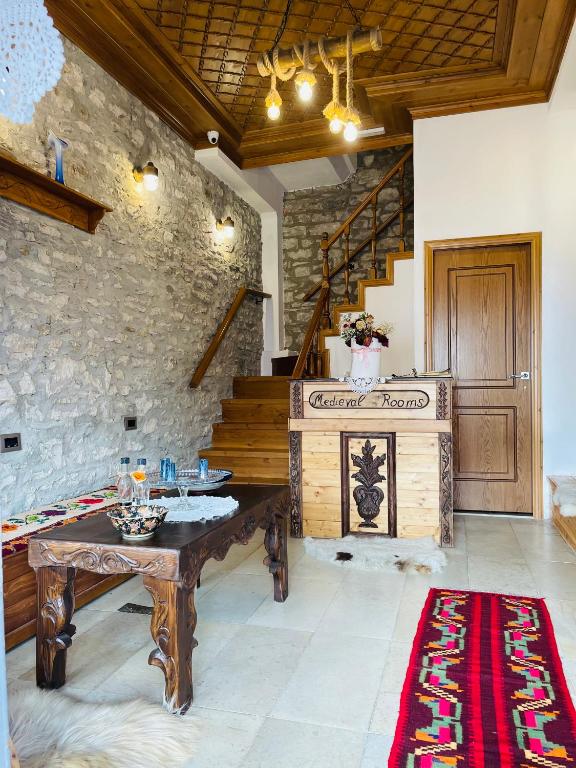 Fotografie z fotogalerie ubytování Medieval Rooms v destinaci Gjirokastër