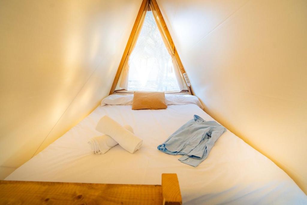 Postel nebo postele na pokoji v ubytování Kampaoh Kikopark Playa