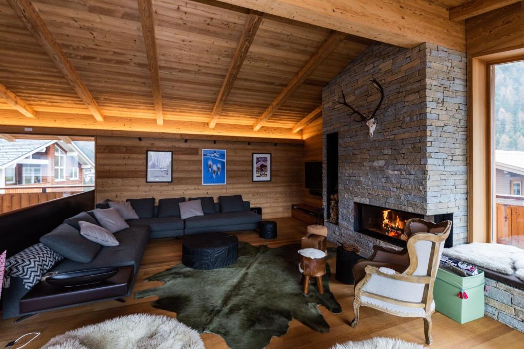 Posezení v ubytování Riffelalp Lodge