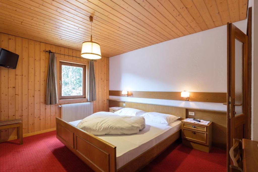 Postel nebo postele na pokoji v ubytování Gasthof Löwen