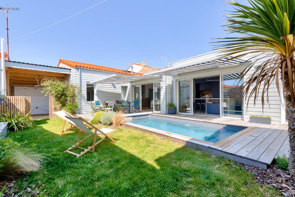 Πισίνα στο ή κοντά στο Piscine - 8 personnes - Les Sables d'Olonne