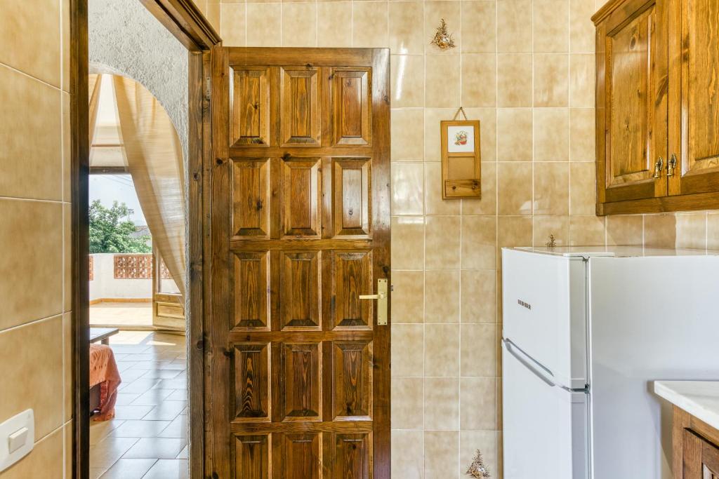 A kitchen or kitchenette at Casa Saguer