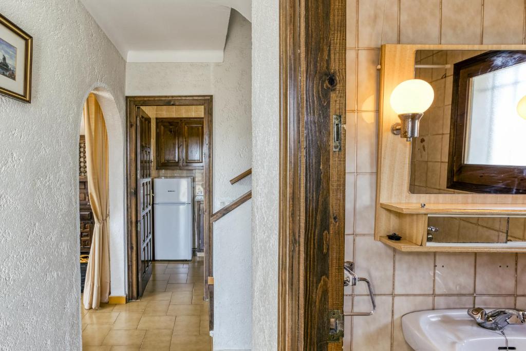 A bathroom at Casa Saguer