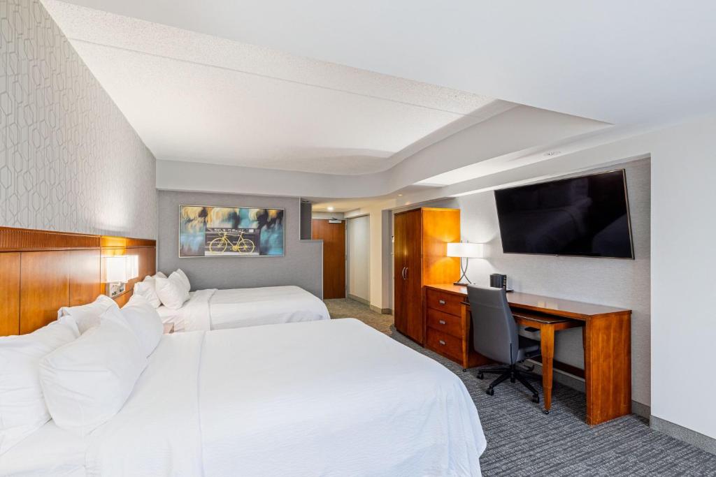 Courtyard by Marriott Boston Waltham - Habitación Con Dos Camas Queen