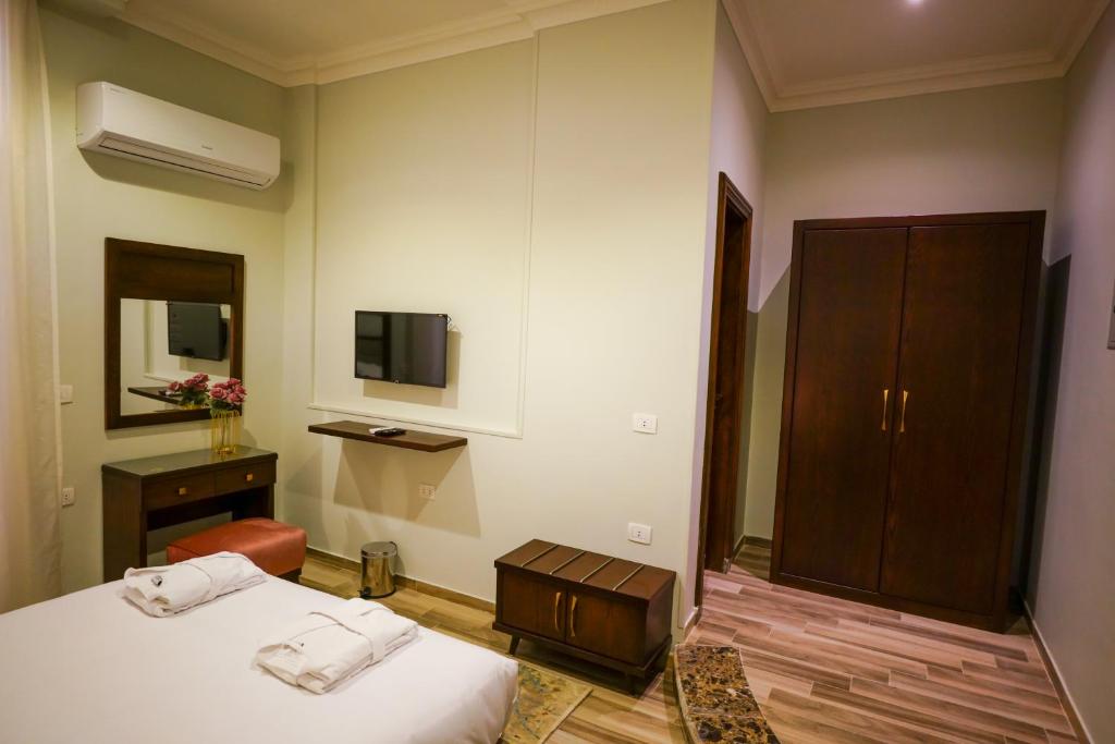 Savoy Hotel ELMinya - 8