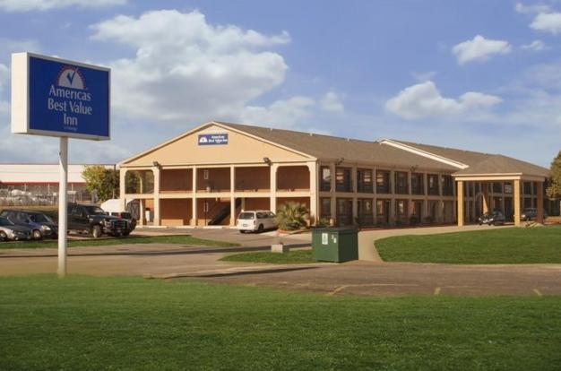 Americas Best Value Inn Waco  Franklin Avenue
