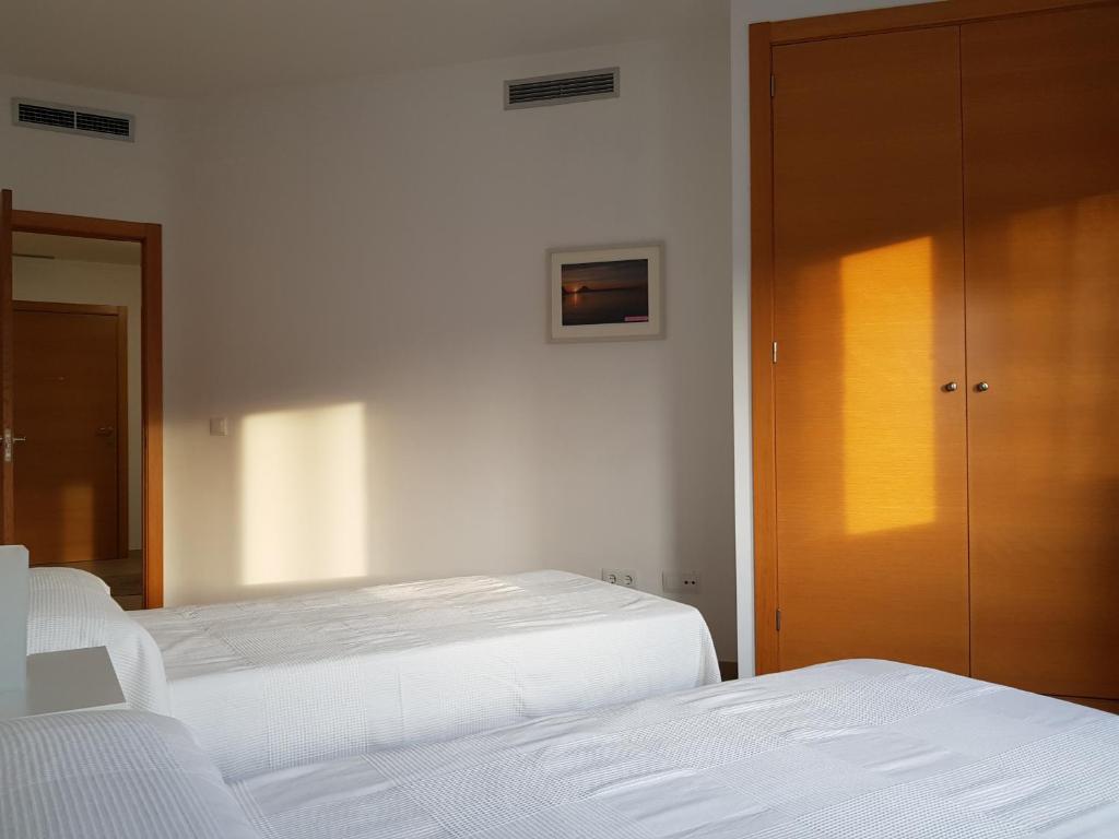 Fotografie z fotogalerie ubytování Sunny apartment great for Cycling, 300mb wifi v destinaci Jalón