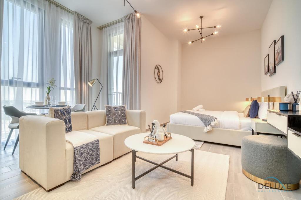 Prime Studio at Mesk 1 Midtown Dubai Production City by Deluxe Holiday