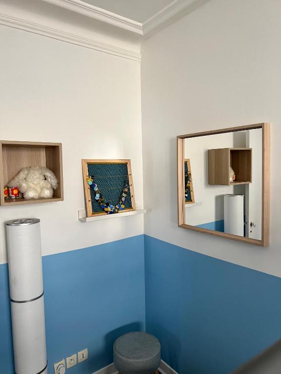 Kuchyňa alebo kuchynka v ubytovaní Superbe 2 Chambres Proche Montmartre