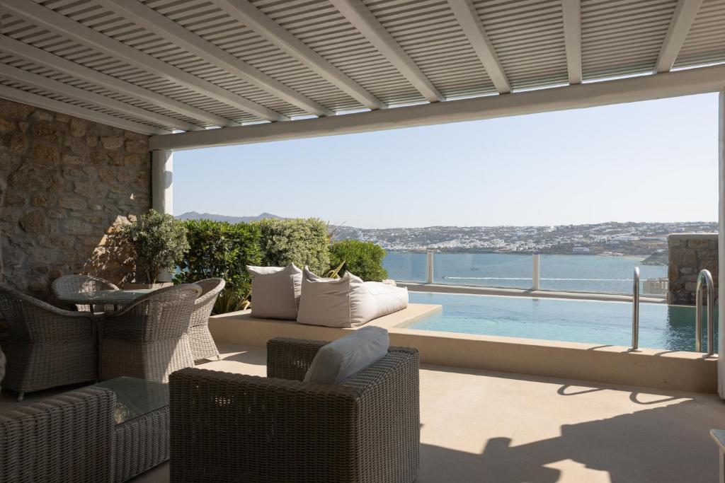 Istumisnurk majutusasutuses Amaris Mykonian Residence