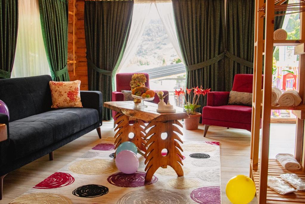 Kackarsan Vip wooden Suites - Sala Familiar De Lujo