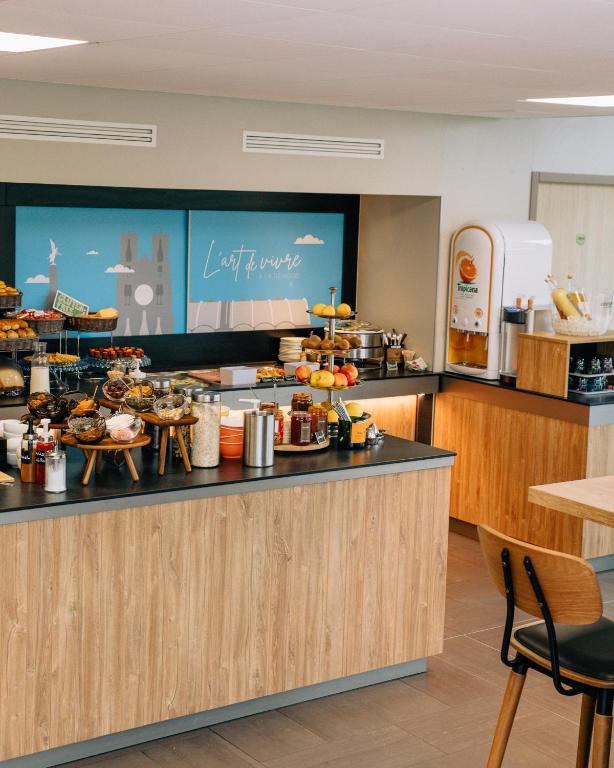 Hôtel Akena Reims Bezannes - Resim 43