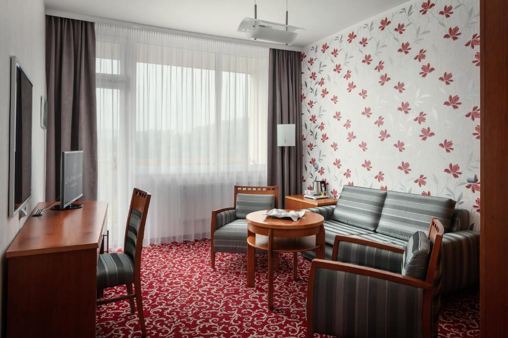 
Suite with Wellness Access
