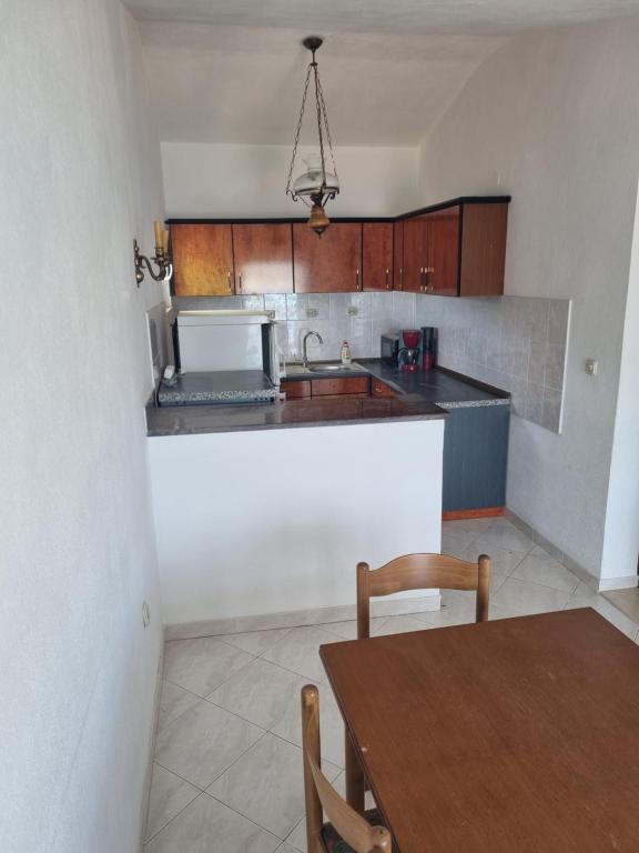Kuchyňa alebo kuchynka v ubytovaní Villa Nena in central Dalmatia
