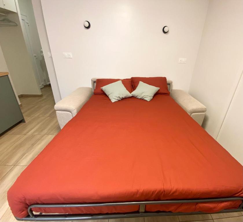 Postel nebo postele na pokoji v ubytování Appartements neuf - Frontière de Monaco - clim - WIFI