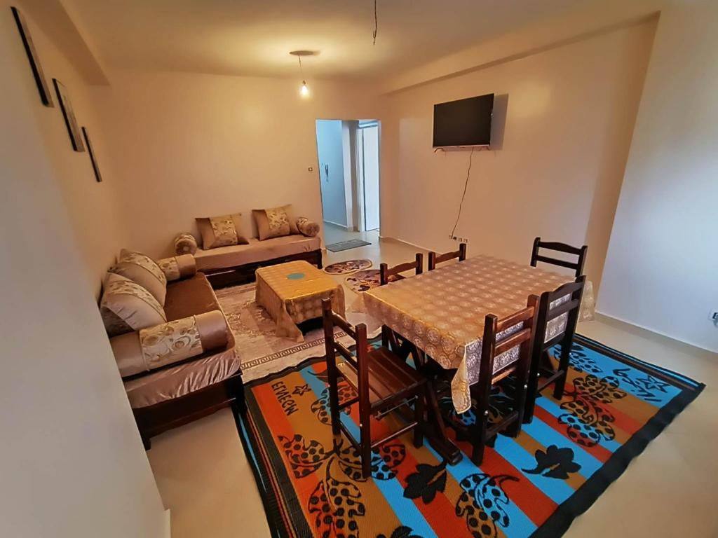 Coin salon dans l'établissement BEJAIA Location Appartements de 49 à 59eur