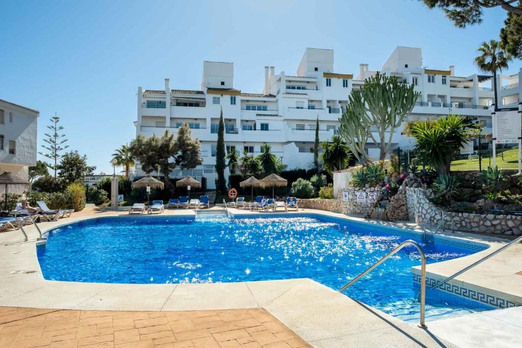 Bazén v ubytování Marina Dorada Blue Haven by Alfresco Stays nebo v jeho okolí